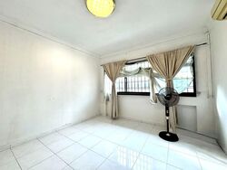 Blk 577 Hougang Avenue 4 (Hougang), HDB Executive #584545931